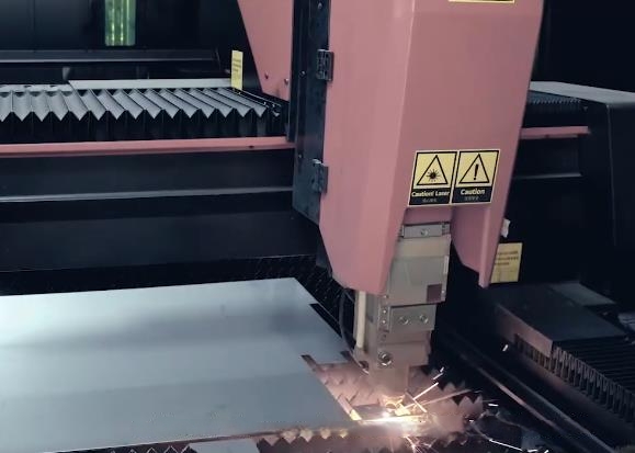 Sheet Metal Fabrication: Challenges and Difficulties of Laser Cutting
